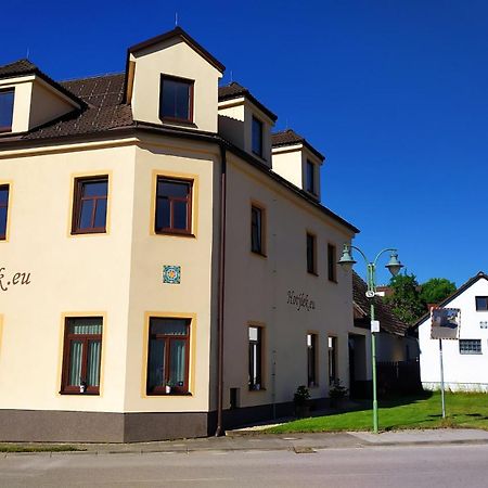 Hotylek.Eu Hotel Хлум у Требоне Екстериор снимка